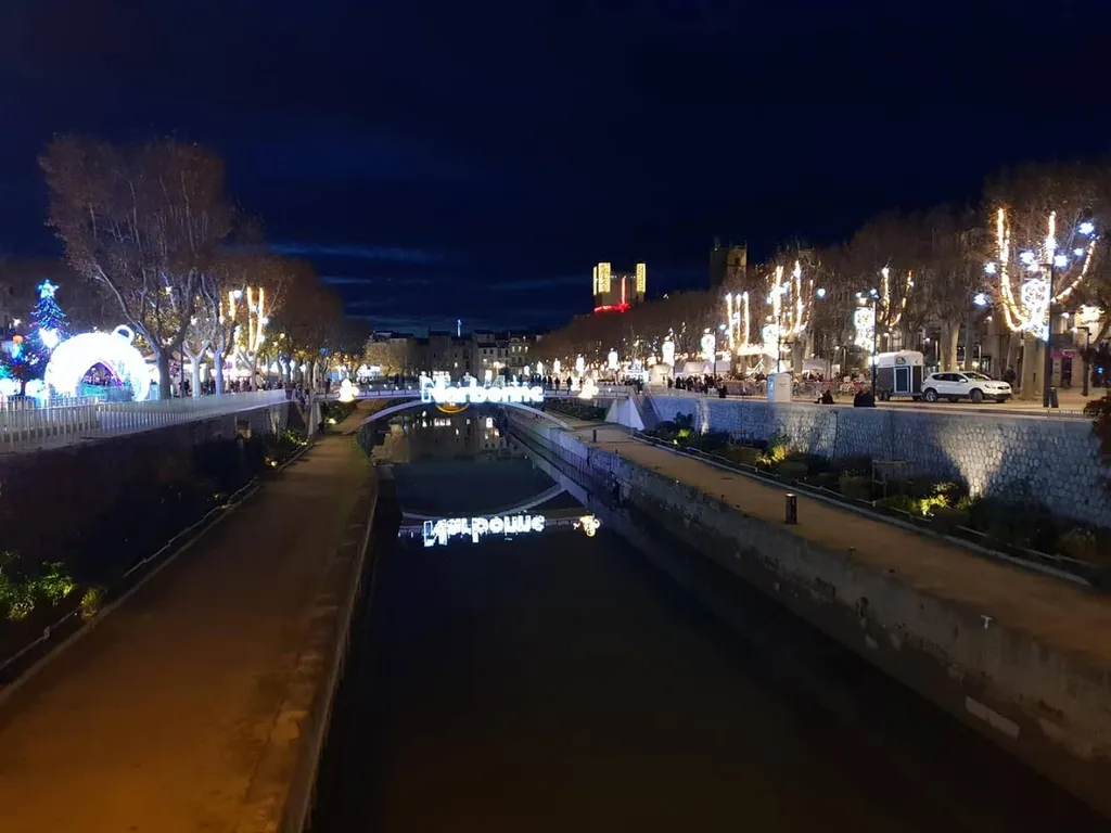 Choisir un chauffeur VTC expérimenté pour un transfert Marseille ou département des Bouches-du-rhône / Narbonne