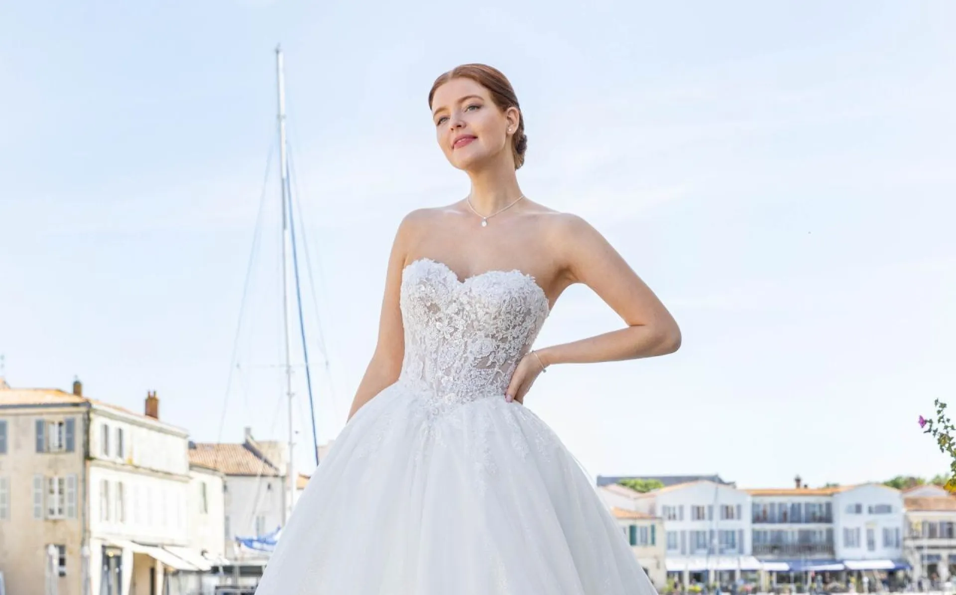 robe de mariée à la commande chez Anthea N'DRI