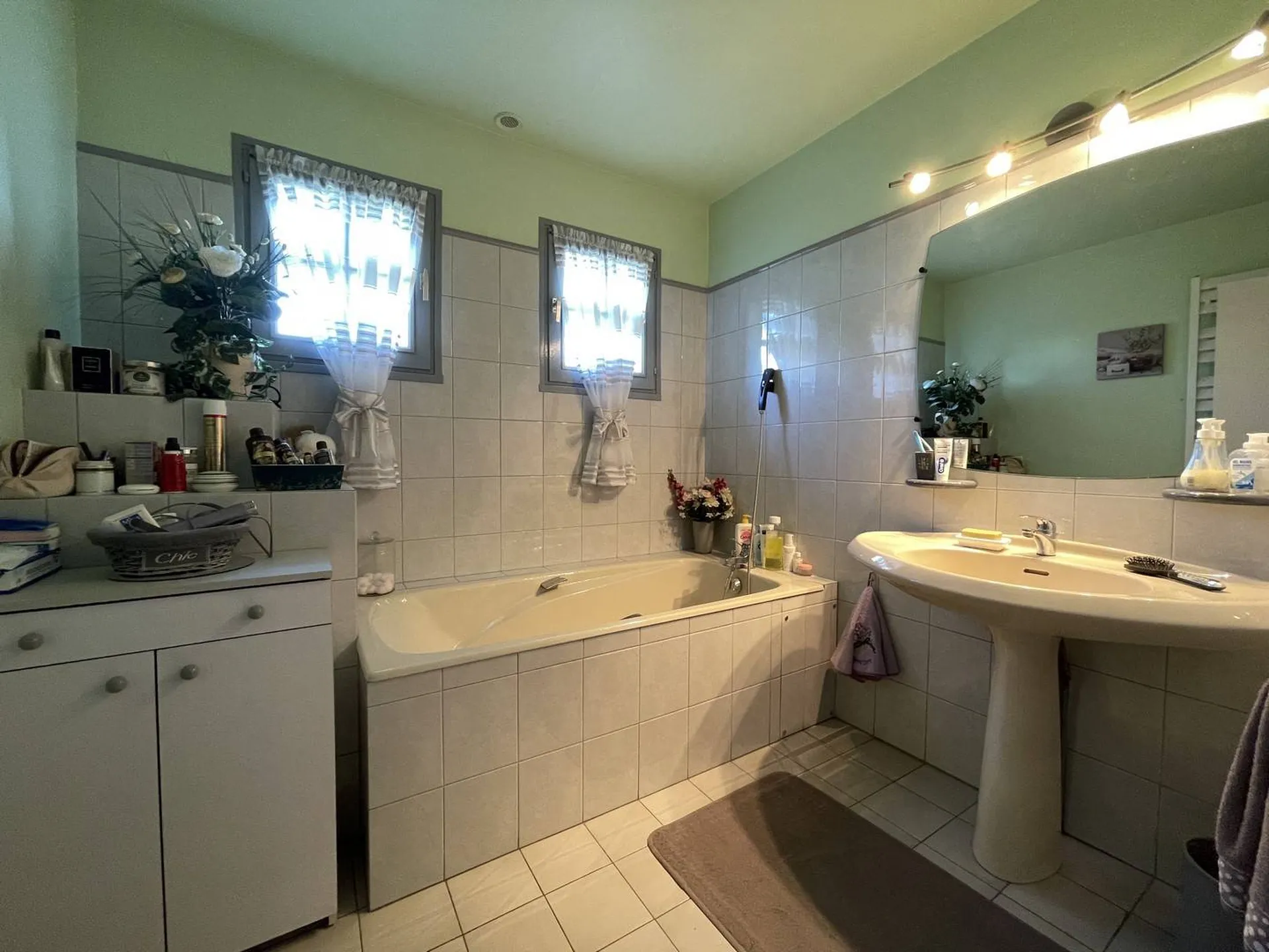 Achat Maison traditionnelle, au calme, proche des commerces et des axes autoroutiers, Normandie, 76