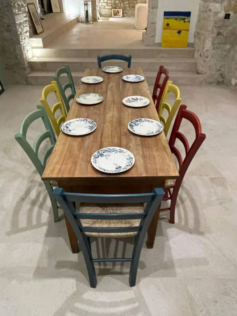 Dallage en pierre de Dordogne clair nuancé entre Alès et Bagnols-sur-Cèze