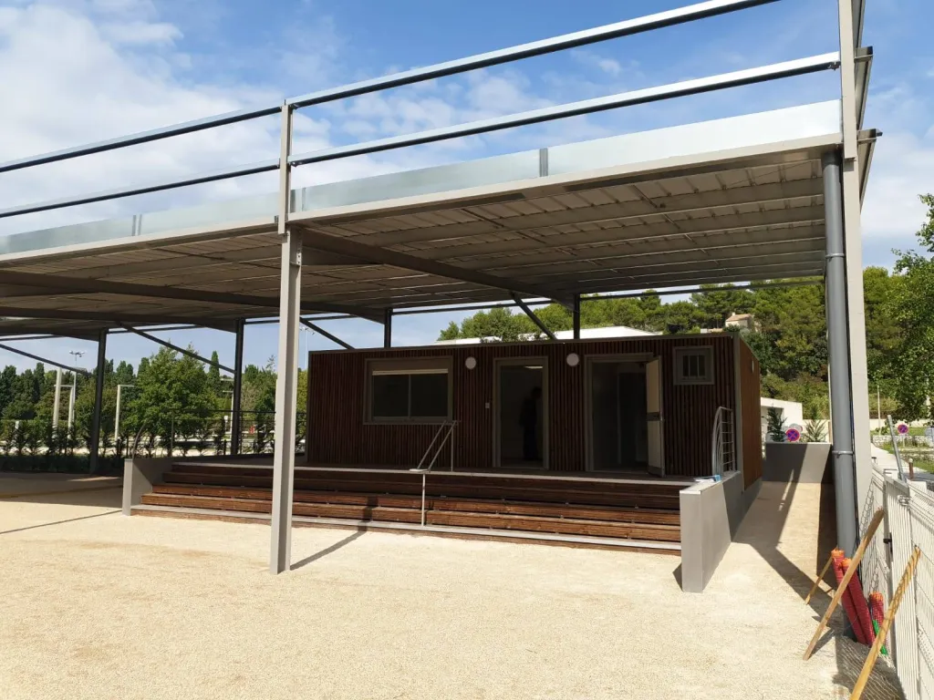 Création d'un club house pour le boulodrome de Saint Rémy de Provence