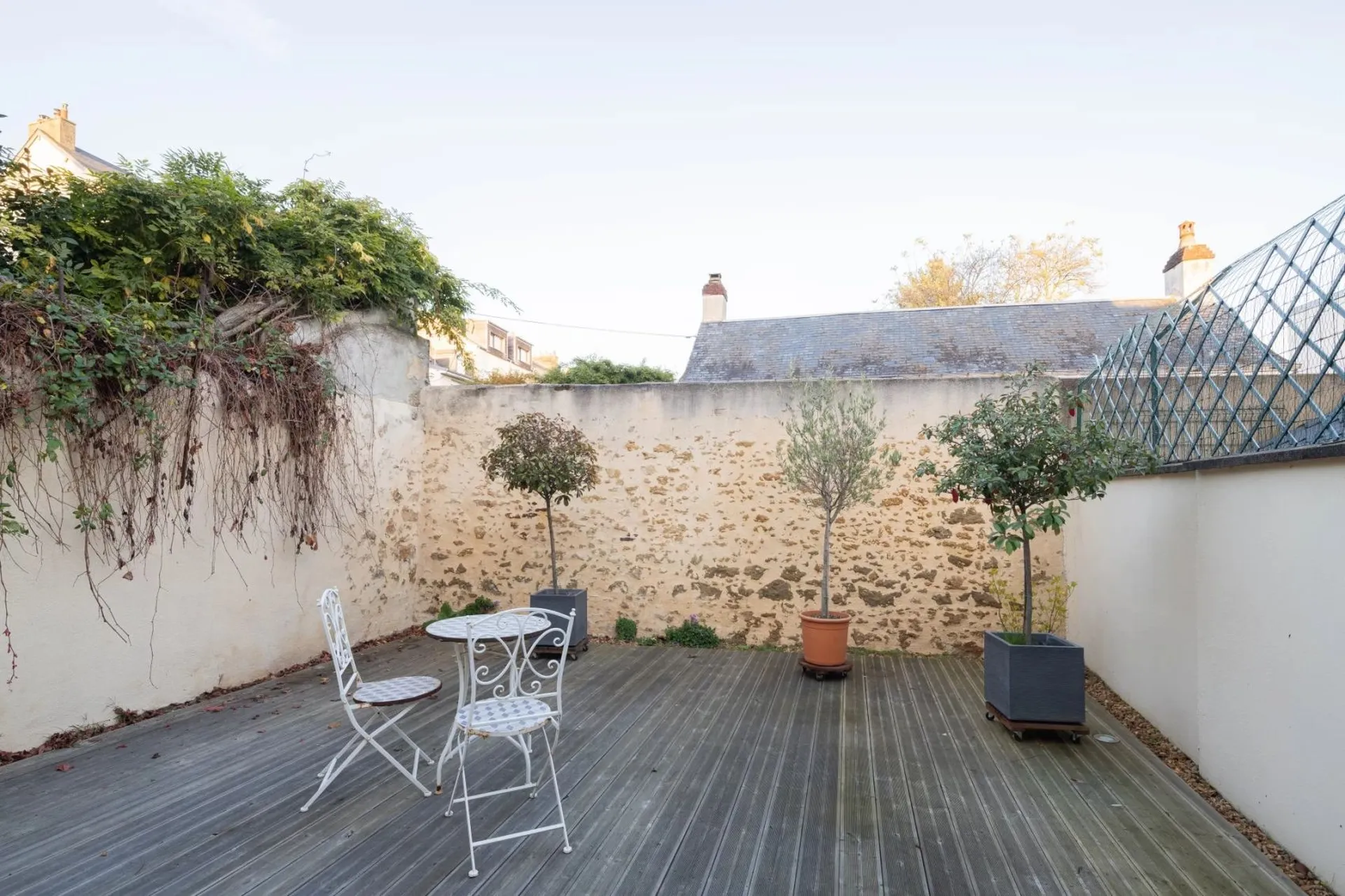 Cours sans vis à vis