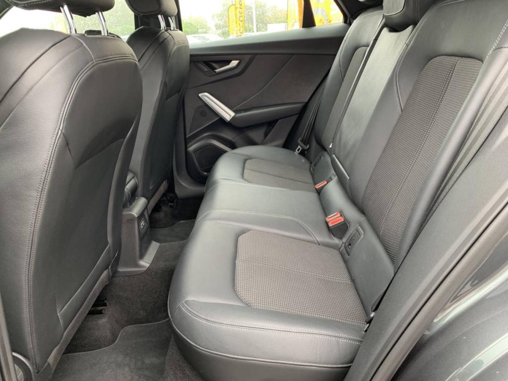Audi Q2 essence boite automatique proche de Barentin