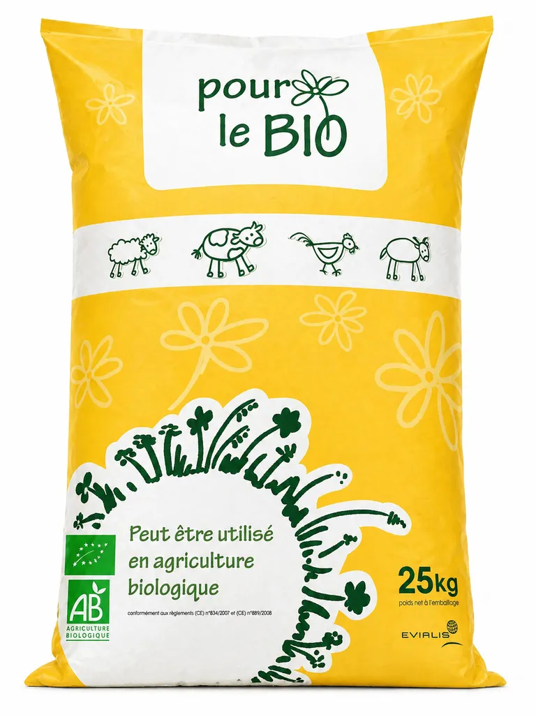 Farine bio pour poules pondeuses alimentation complète pour basse-cour et élevage