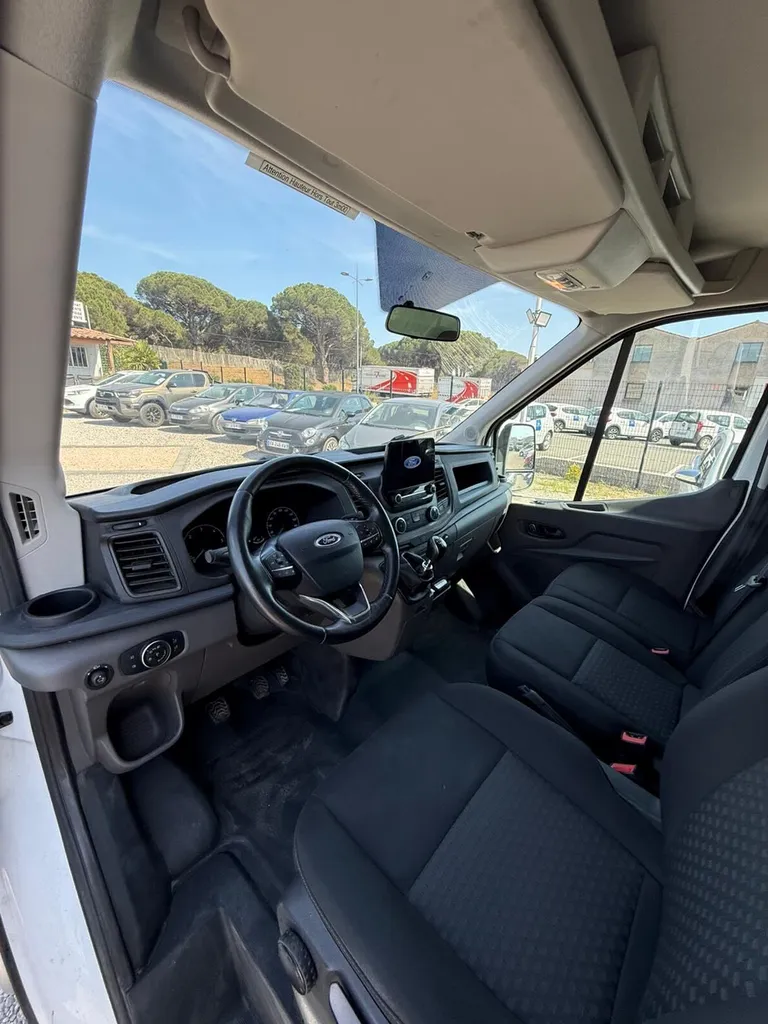 FORD TRANSIT CHÂSSIS CABINE / CAISSON 2.0L TDCI 130CV