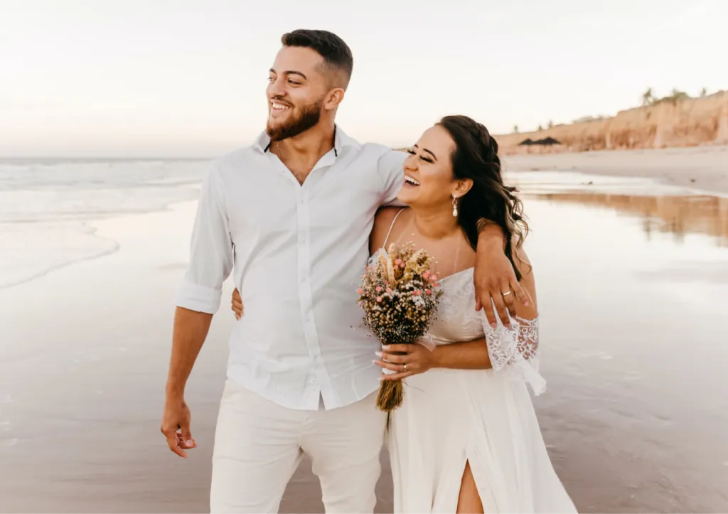 Se marier les pieds dans l'eau, à la plage sur les conseils de votre wedding planer 