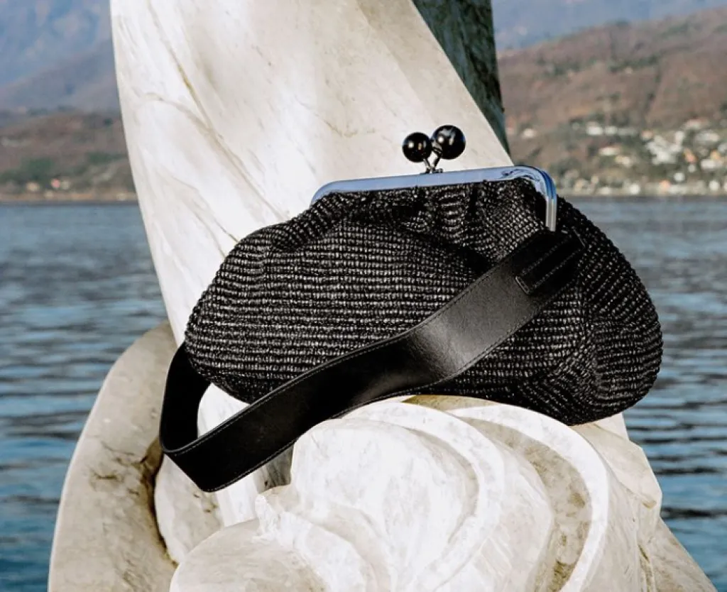 La collection d'accessoires Week-End de Max Mara et son sac Pasticcino indispensable dans votre dressing.