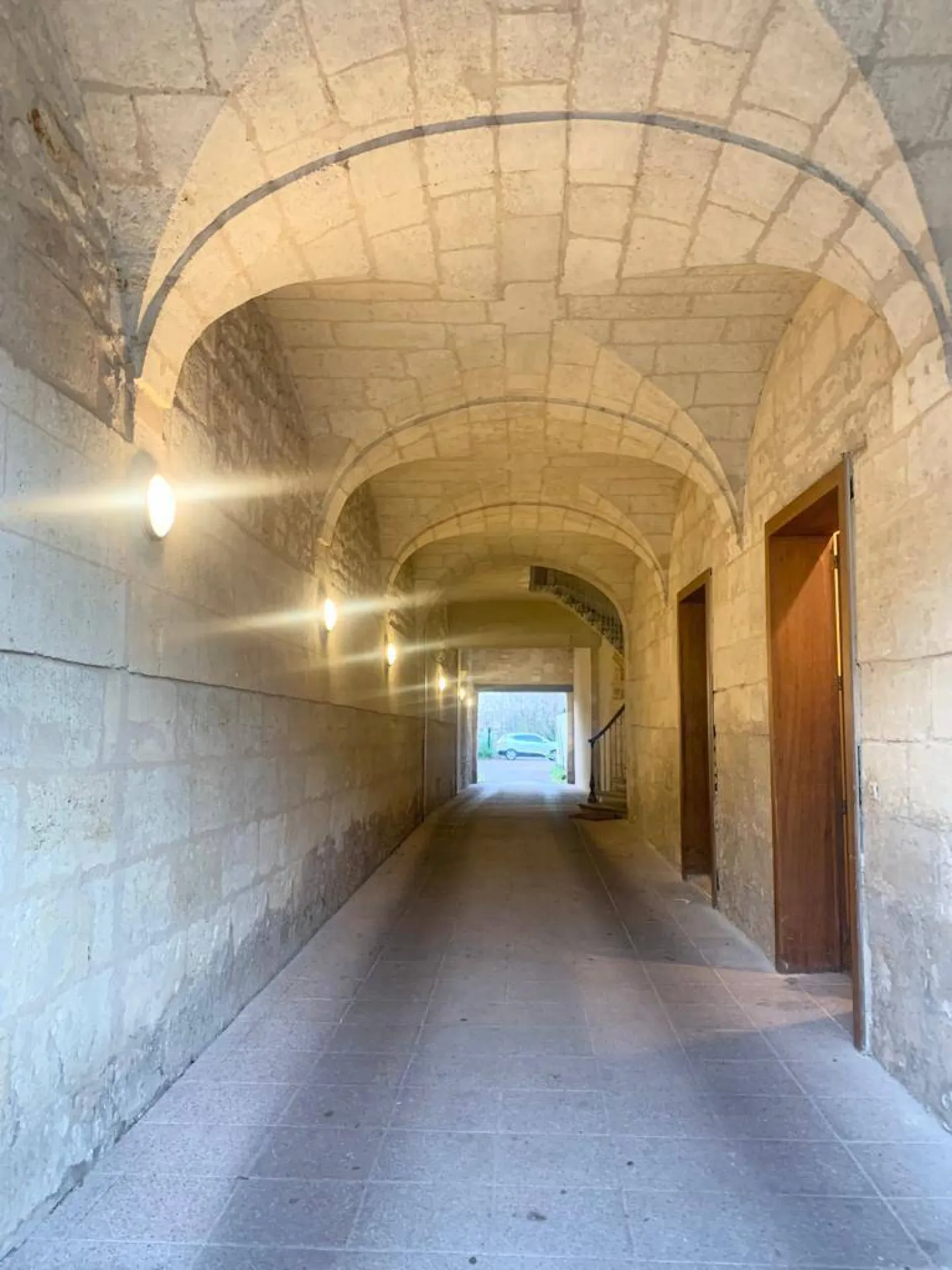 Appartement T3 avec terrasse Bordeaux  dans immeuble pierre