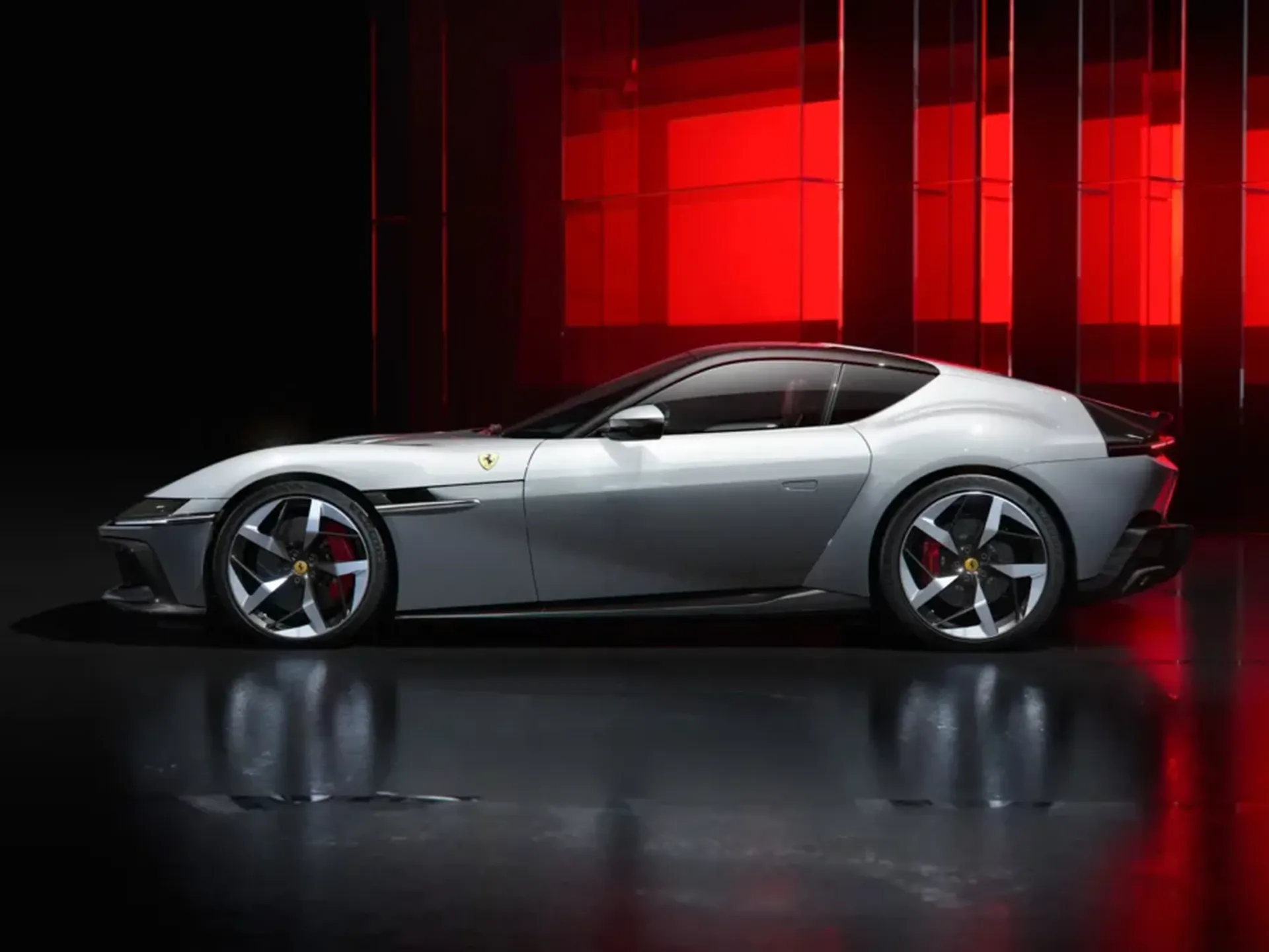 Protection PPF Ferrari 12Cilindri pour préserver carrosserie exclusive avec films transparents XPEL premium