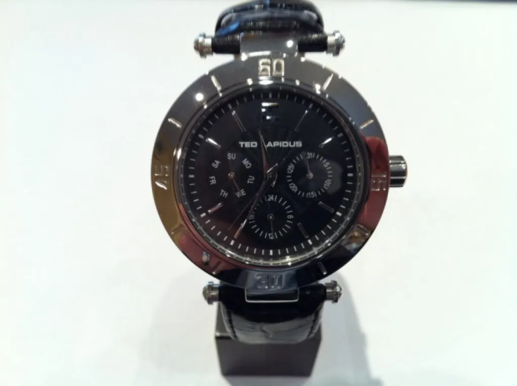 montre ted lapidus. prix 159 €. ref : 5110002