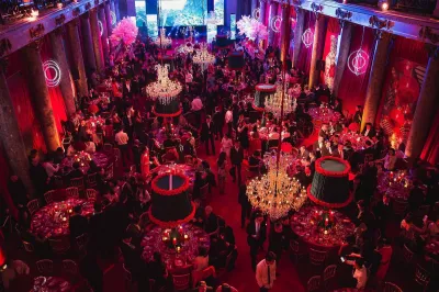 Amazing Chinese Wedding in a Luxury Venue and Pavilion with best french Caterer on Place Vendome in Paris