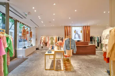 ou trouver un photographe pro pour boutique de vêtements à Eaubonne