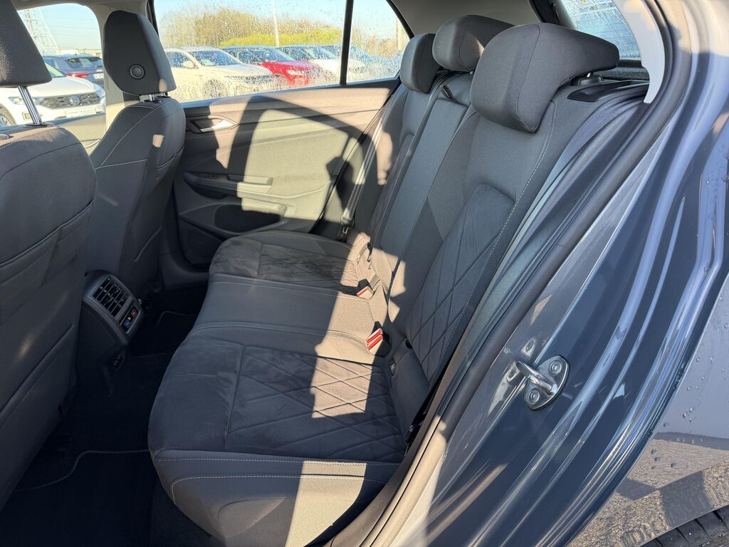 Volkswagen Golf 2.0 TDI 150 DSG7 occasion proche Rouen, compacte diesel automatique fiable