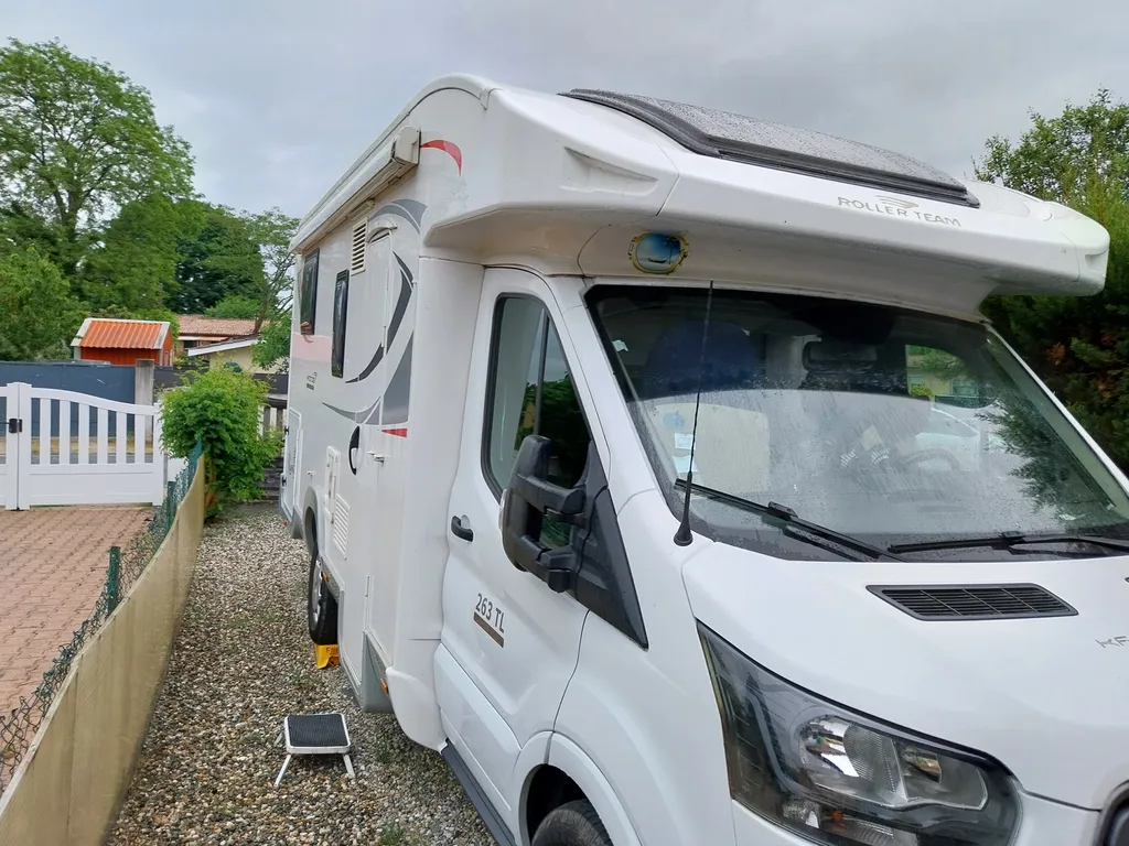 Roller Team 263 TL camping-car profilé édition 2018 Gironde (33)