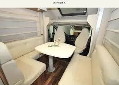 SALON ZEFIRO 235 TL