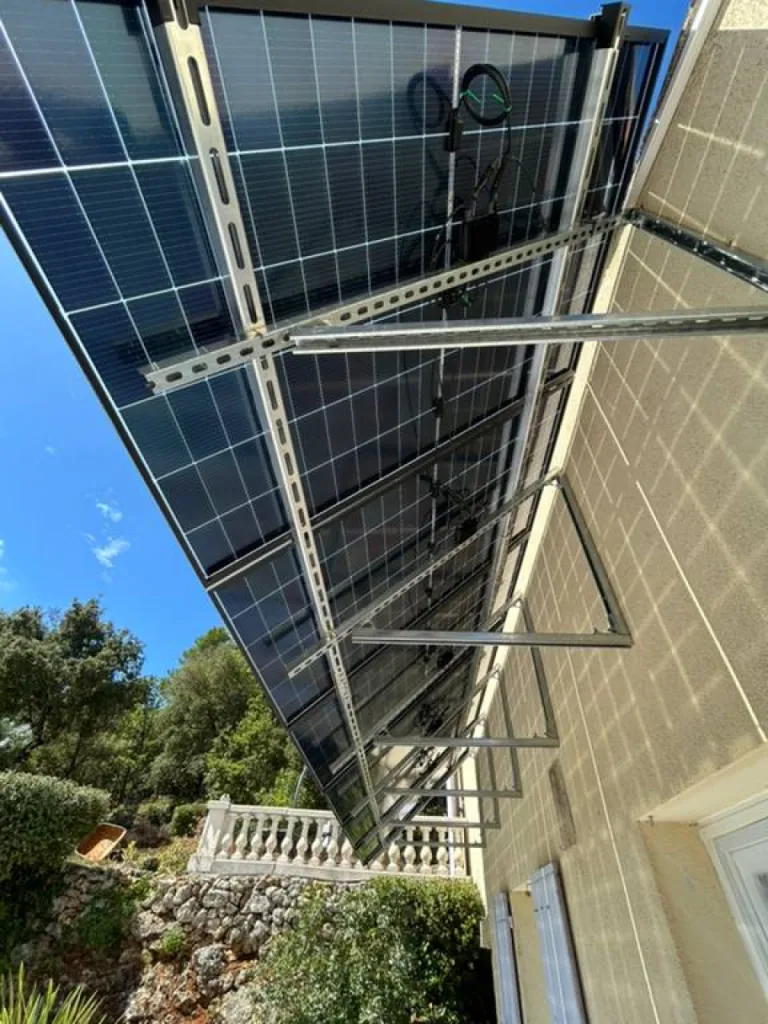 Pose et étude sur mesure pour l'installation de vos panneaux photovoltaïques