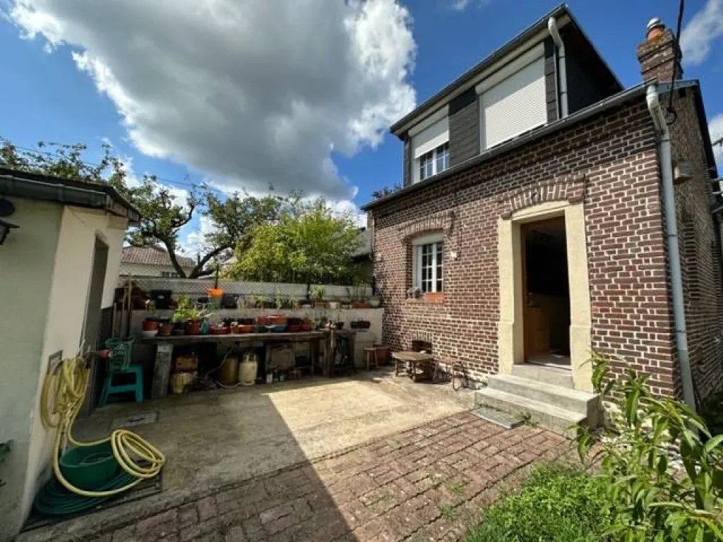 A vendre maison de 60 m² sur la commune de ST AUBIN LES ELBEUF 76410
