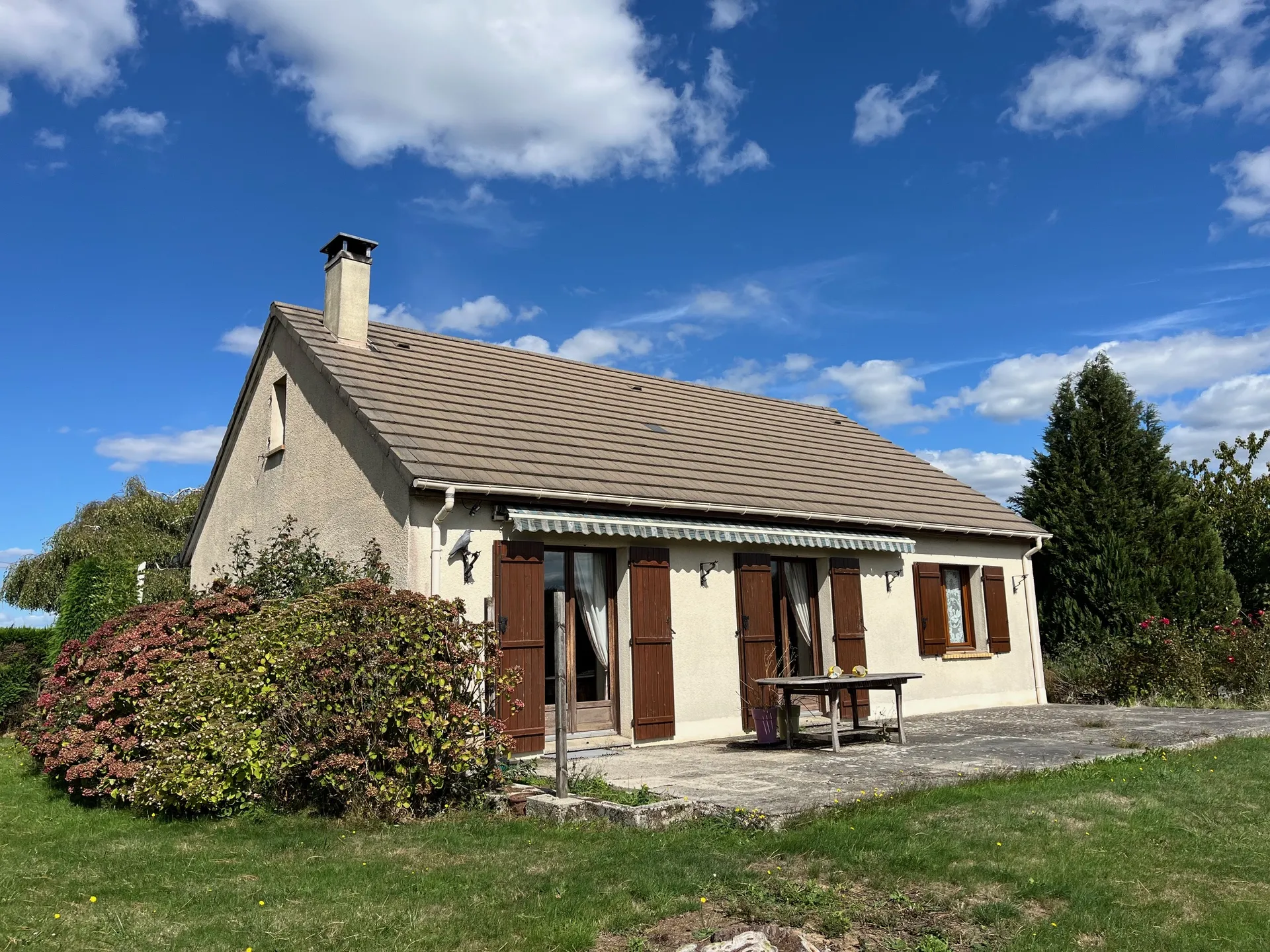 Maison 7 pièces 140 m² · à Degagee · 140 m² · 180 000 €