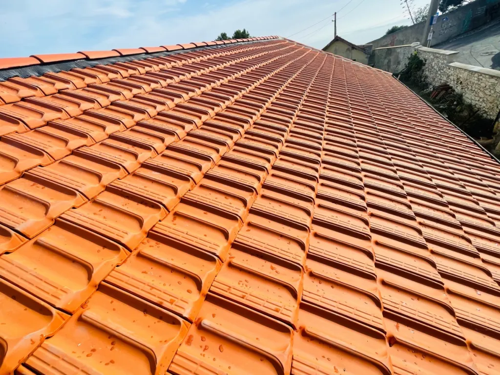 Nouvelle réfection de toiture de maison près de Aix en Provence