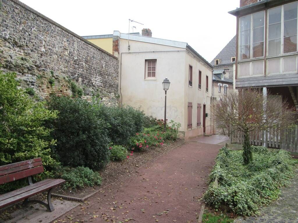 Vend maison dans le centre historique