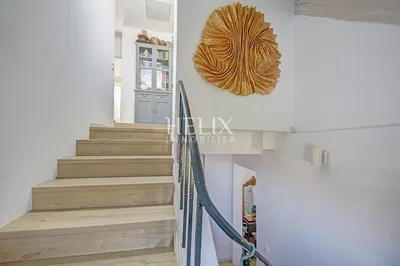 Place du marché de Saint Germain en Laye à vendre magnifique appartement de 110,35 M2 à 3 minutes du RER A