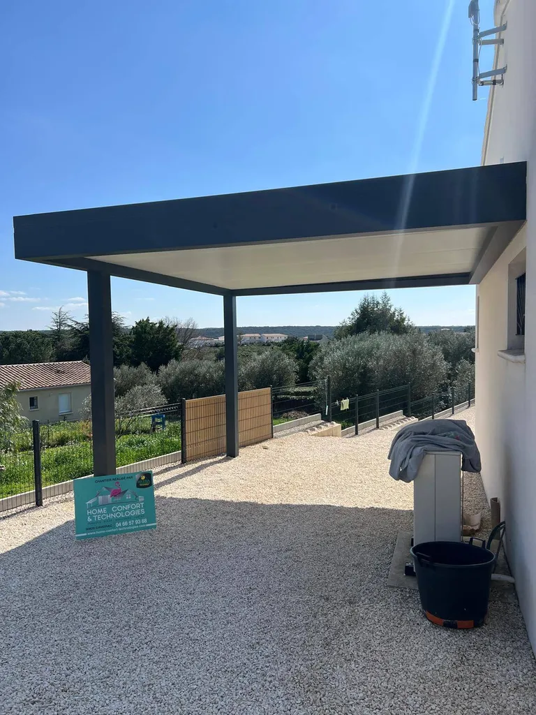 Installation d'un carport AKENA sur mesure entre Nîmes et Remoulins dans le Gard