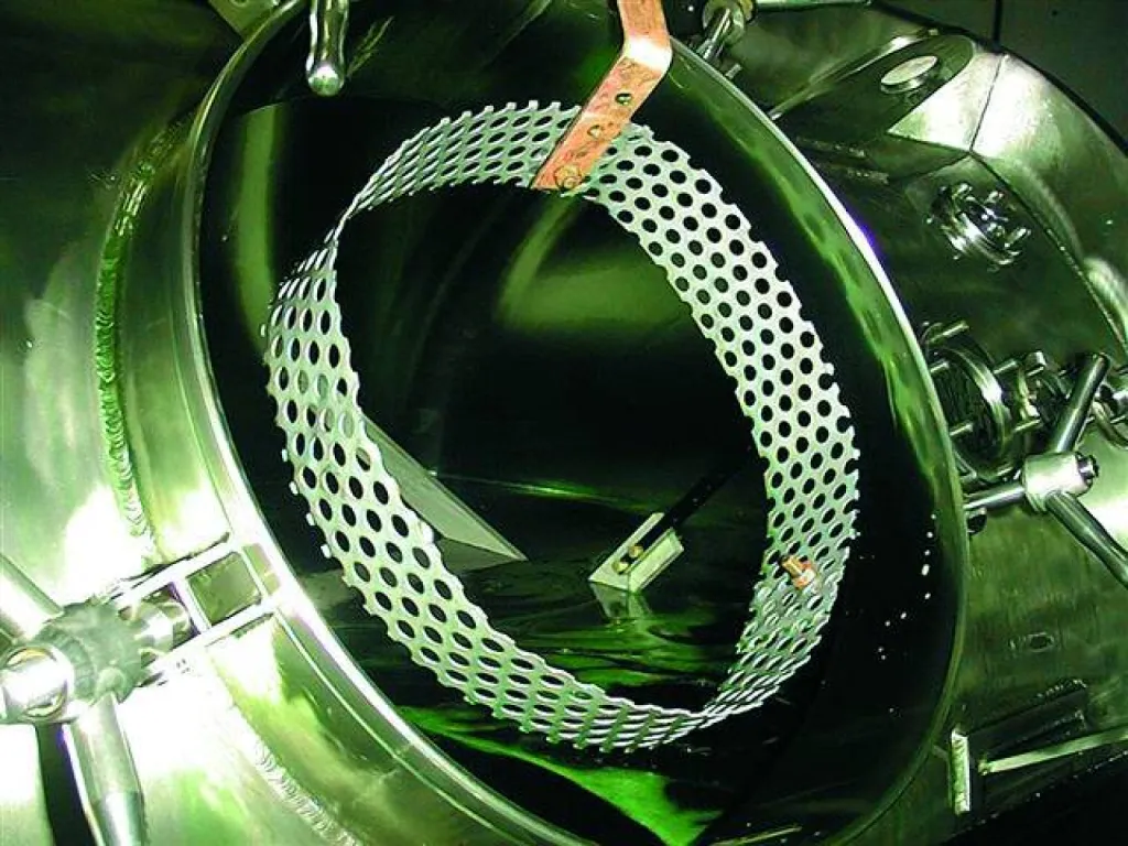 Polissage électrolytique et passivation intérieur cuve