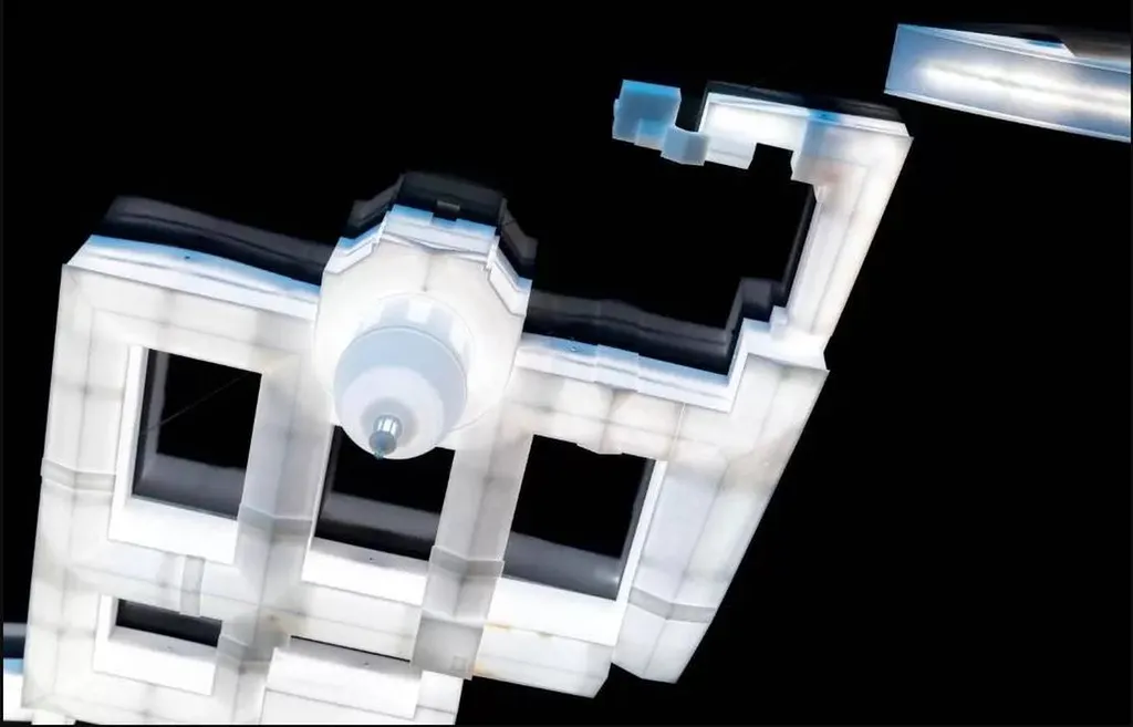 Idées de décoration design et tendance pour les hôtels sur Toulouse - Plafond tendu laqué noir by Plafonds Tendus Occitans - Toulouse