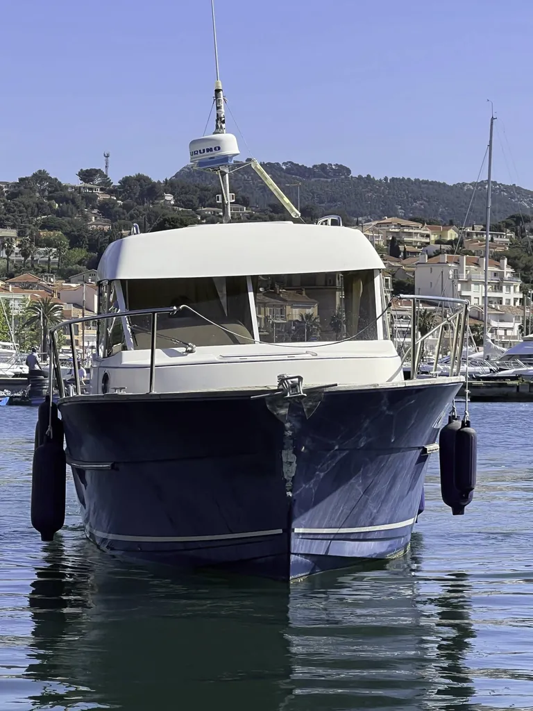 Estimer et vendre rapidement un bateau timonier ACM Heritage 26 dans le Var