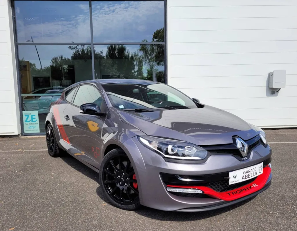 RENAULT MÉGANE III RS OCCASION 2.0T 275 TROPHY-R A PLAISANCE DU TOUCH PRÈS DE TOULOUSE EN OCCITANIE