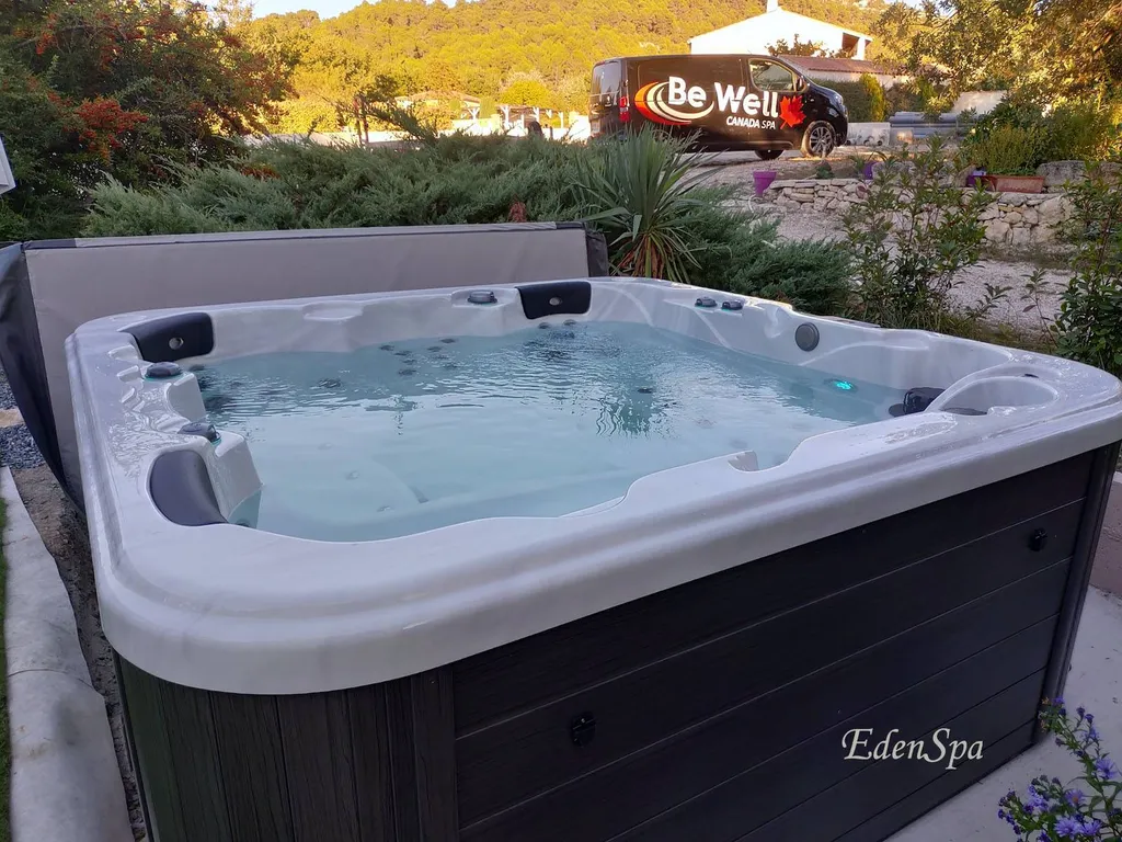 Spa 5 places exterieur puy-sainte-reparade