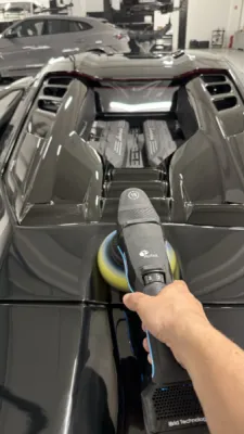 Polissage Voiture sur l’axe Cannes, Nice et Monaco - Riviera Detailing spécialiste Detailing sur la Côte d’Azur