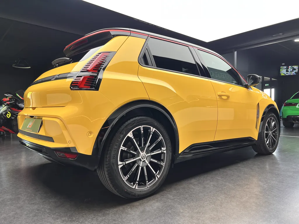 Renault R5 traitement céramique Gtechniq