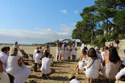 Les Mariages de Mademoiselle L Les rituels de cérémonie laïque pour un mariage à Bordeaux en Gironde