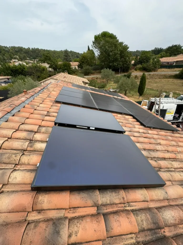 Installez un chauffe-eau solaire dans le Var pour réduire votre facture d'eau chaude 