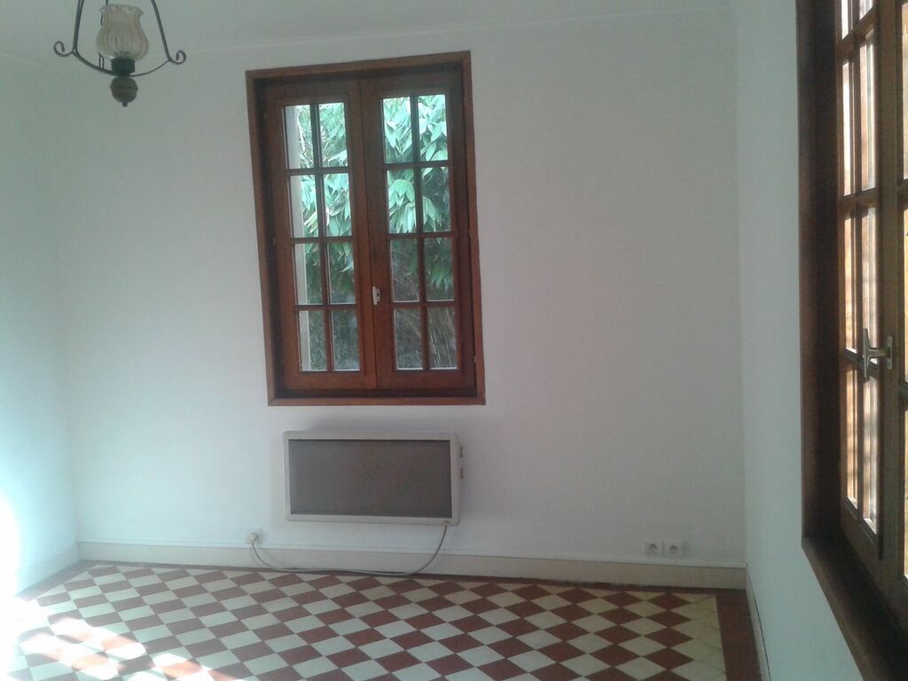 MAISON NORMANDE CHEMINEE  DANS LE PAYS D'AUGE