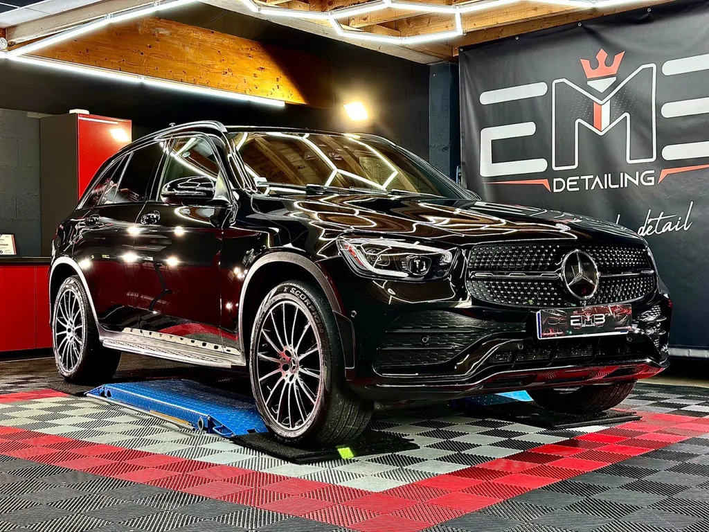 Rénovation carrosserie traitement céramique Mercedes GLC