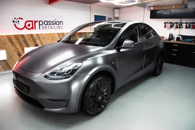 Protection face avant en finition satinée et Traitement céramique Gtechniq sur Tesla Model Y à Compiègne 60