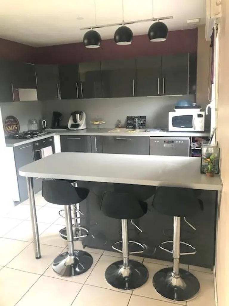 recherche maison contemporaine 27370