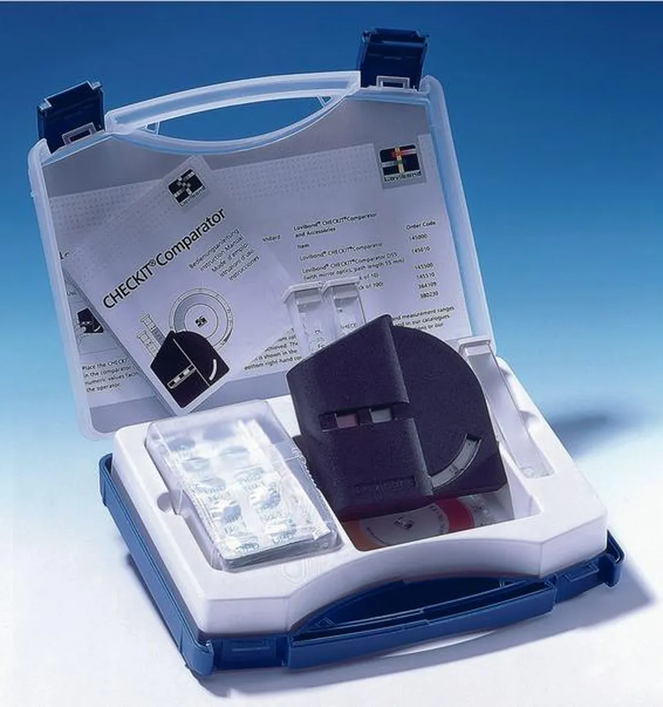 TEST KIT MALETTE ANALYSE DE L  EAU PISCINE PUBLIQUE