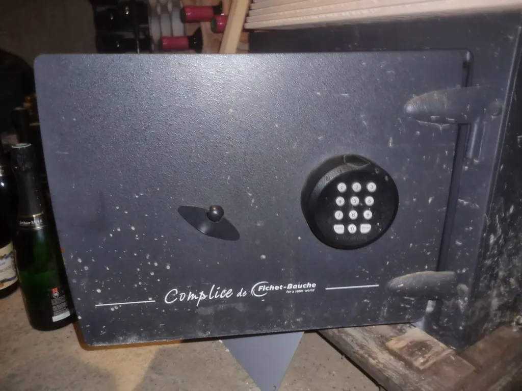 Coffre fort ouvert suite à panne sur Bully-les-Mines par serrurier spécialiste