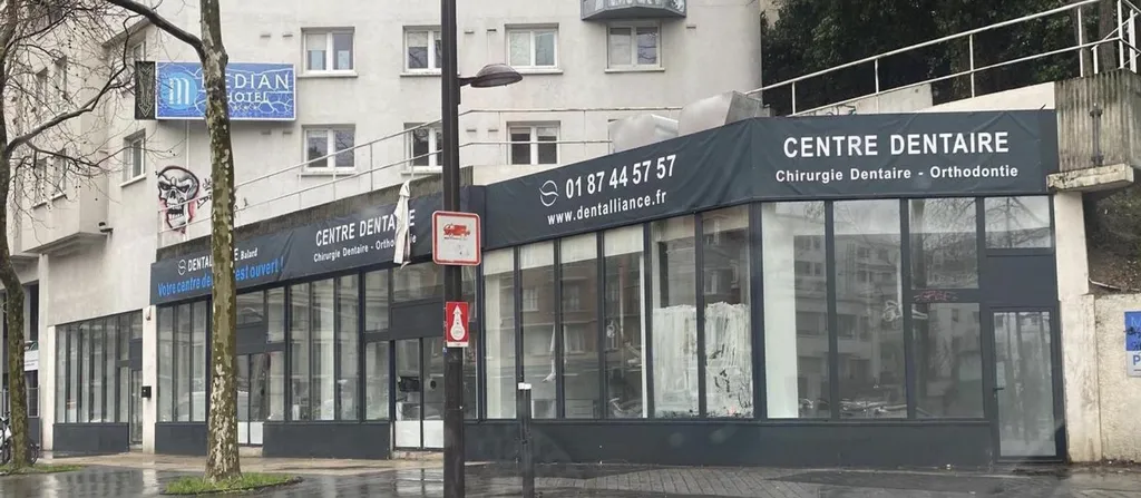 Vente - Boutique 291 m², Balard, Boulevard Victor 75015 PARIS