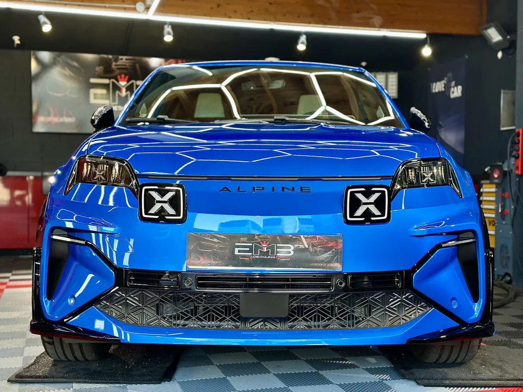 centre de soins esthétiques automobile lyon spacialiste Alpine A290 proche Dardilly 