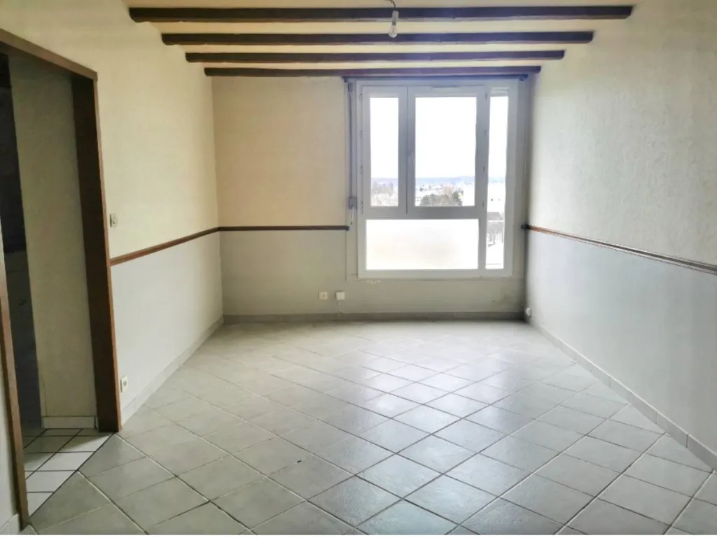 A acheter, Appartement 4 chambres avec 2 places de parking SUR LA COMMUNE DE ST PIERRE LES ELBEUF 76320