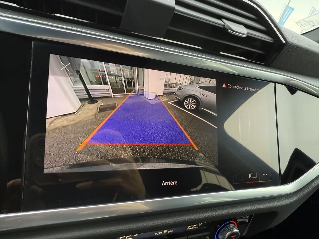 Audi Q3 d’occasion proche Le Havre : SUV hybride S line disponible chez Caudebec Automobiles La Frénaye