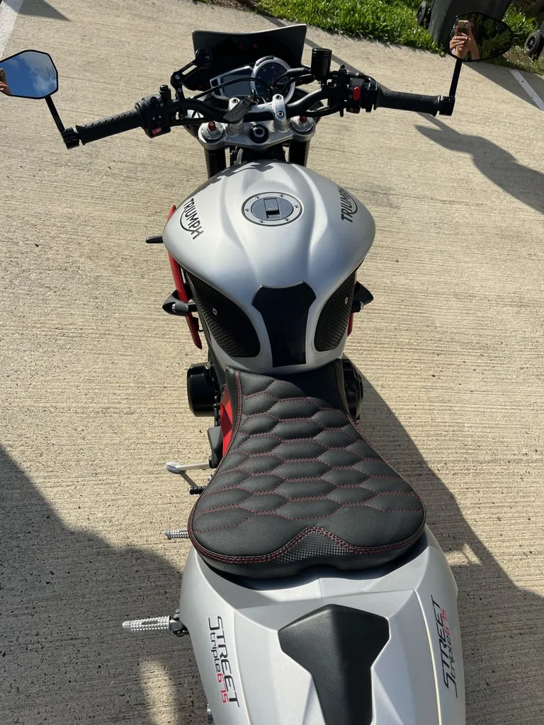 tarif pour améliorer le confort d'une selle de moto à libourne