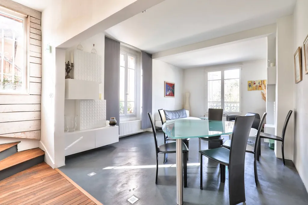 A vendre maison avec terrasse à Suresnes 92150