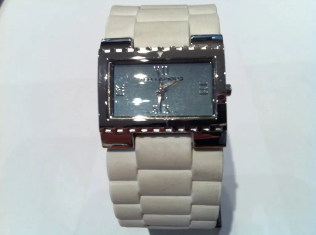 montre ted lapidus. prix 99.90 €. ref : d0301rprf
