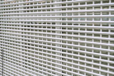 Installation  d'un rideau métallique dans un magasin à Nice (06)