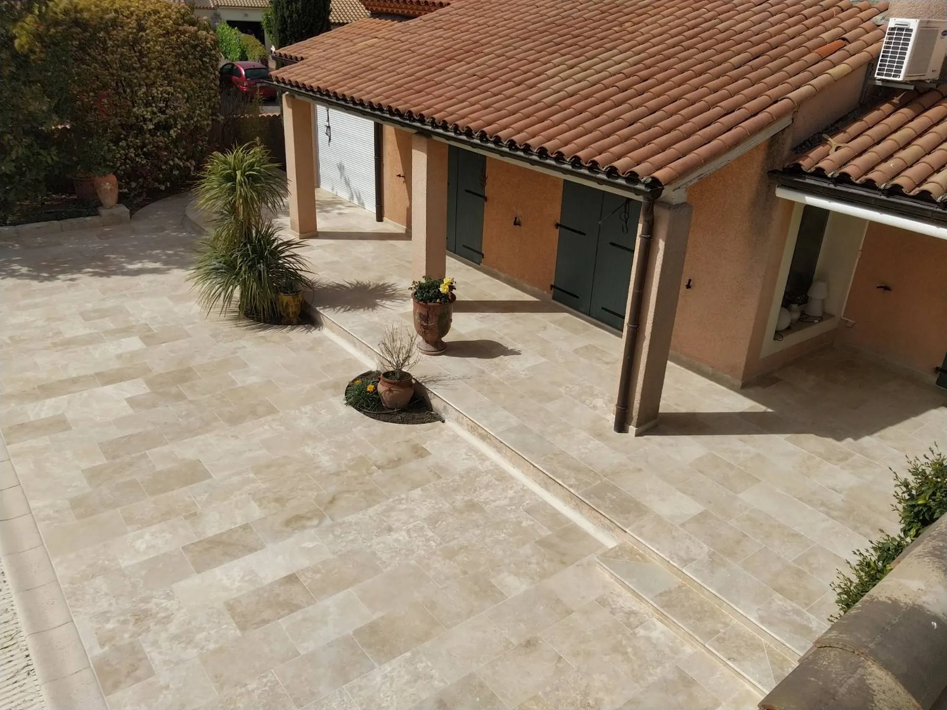 Terrasse en TRAVERTIN BEIGE